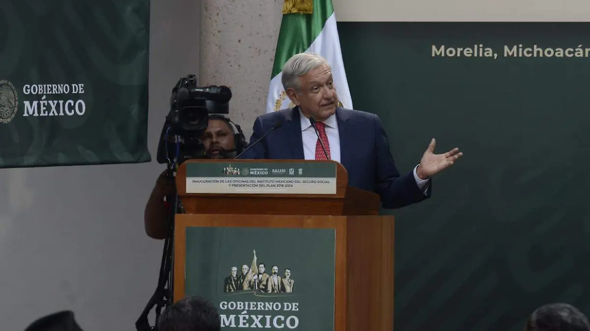 AMLO IMSS 2_CHR